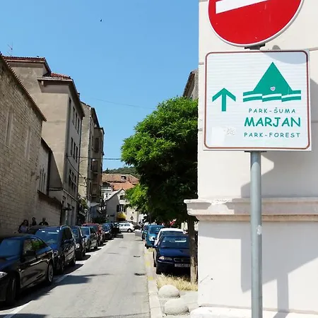 Marileo Apartment Split